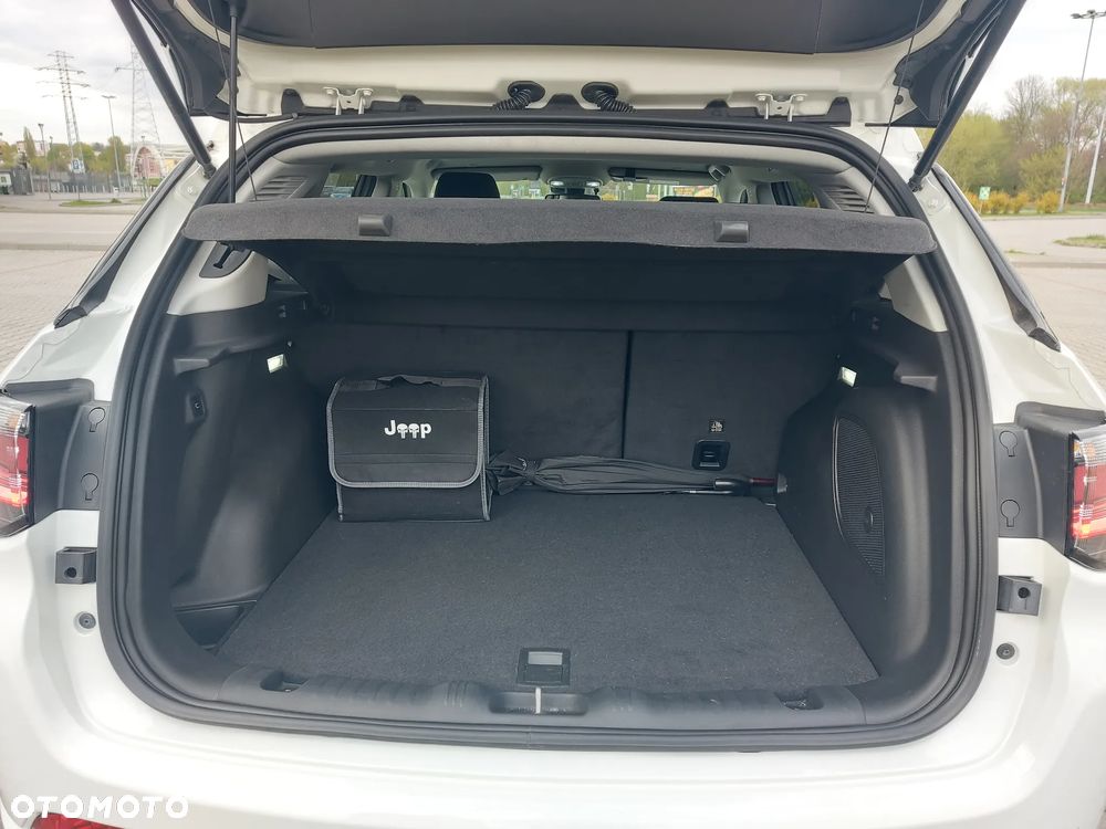 Jeep Compass 1.5 T4 mHEV Summit Winter Edition FWD S&S DCT - 9