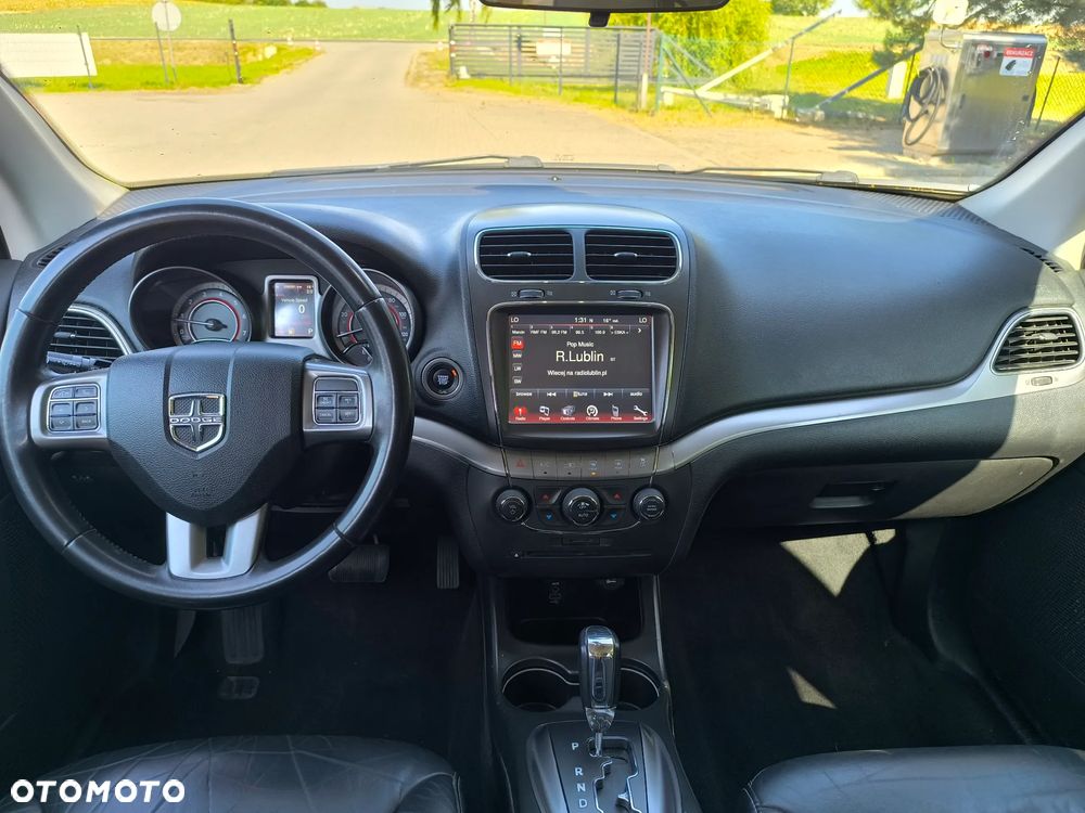 Dodge Journey - 10