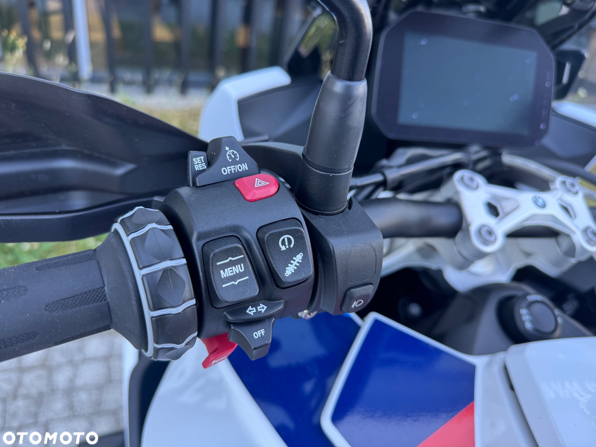 BMW XR - 15
