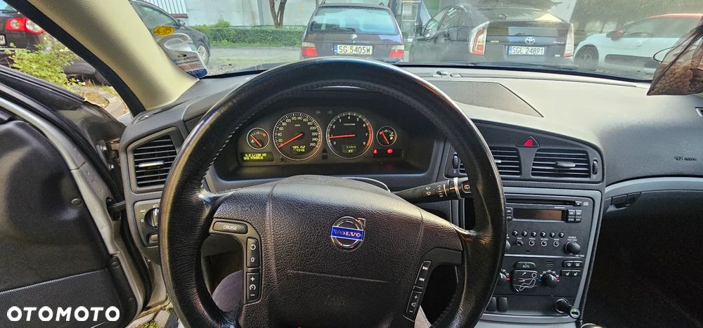 Volvo V70 2.4 - 9