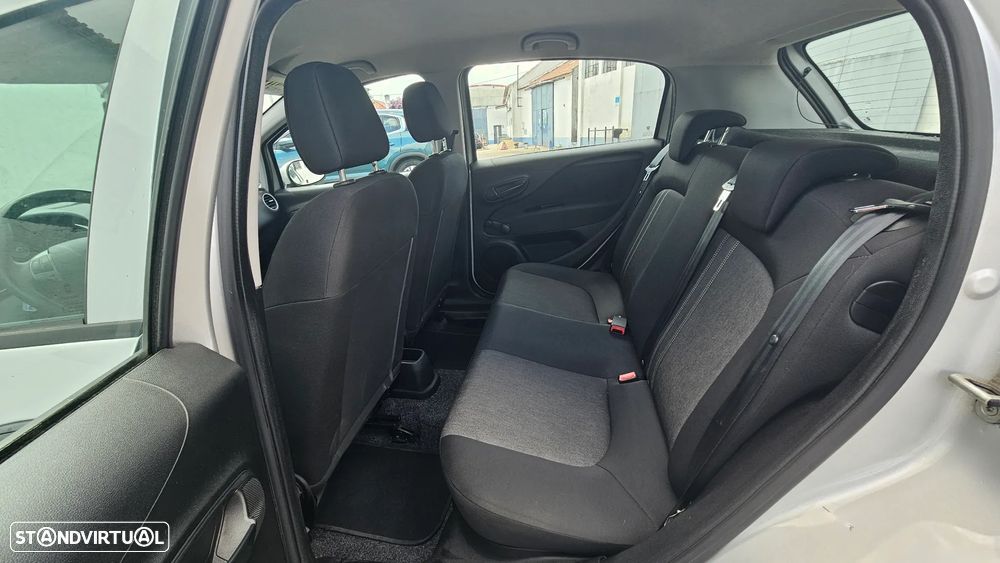 Fiat Punto 1.2 Lounge S&S - 23