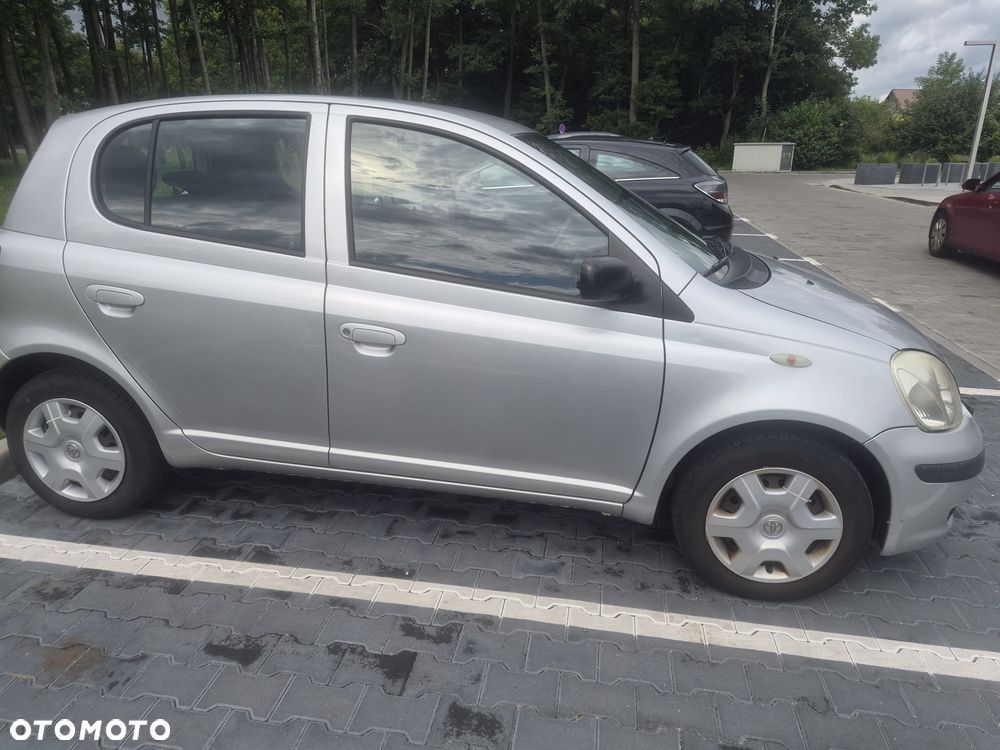 Toyota Yaris - 3
