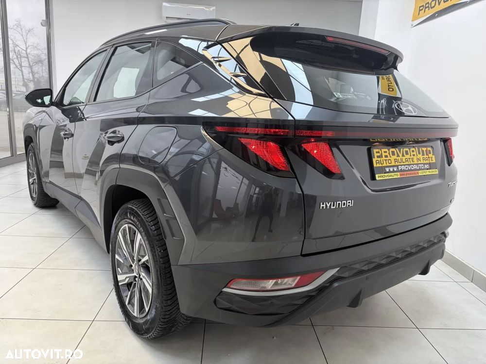 Hyundai Tucson - 2