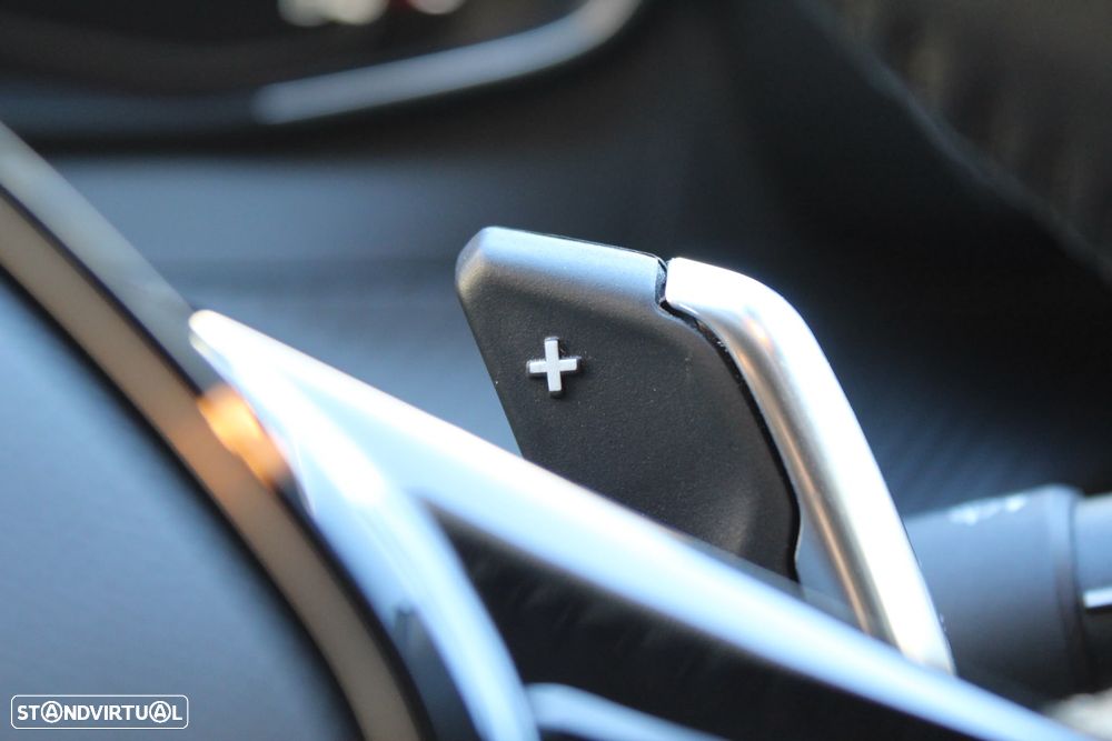 Peugeot 208 PureTech 100 EAT8 Active - 16