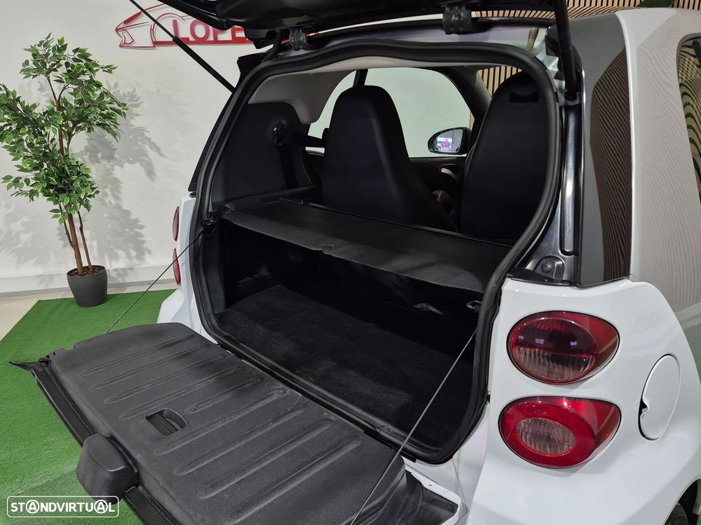 Smart ForTwo Coupé 0.8 cdi Passion 54 - 21