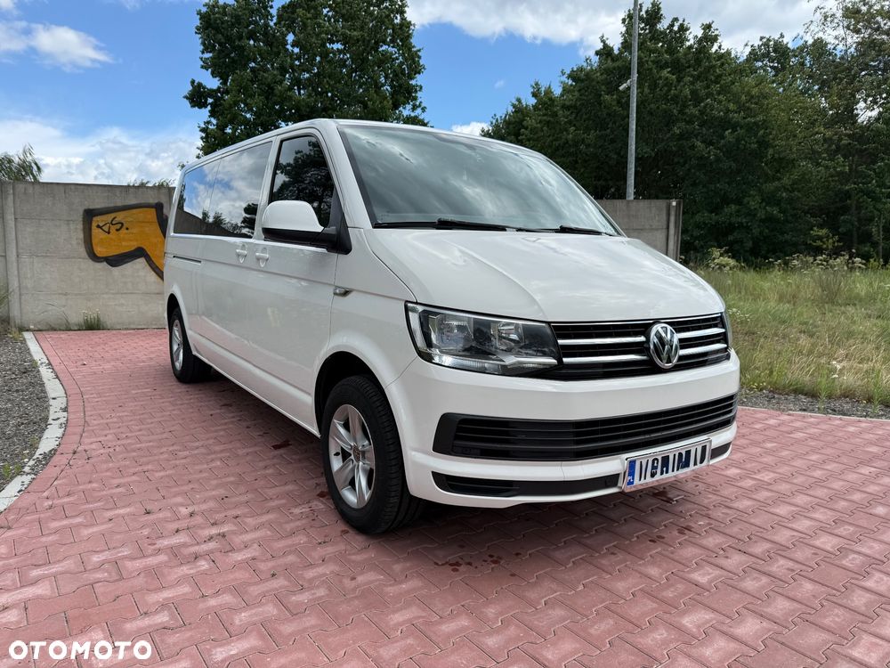 Volkswagen Caravelle - 1