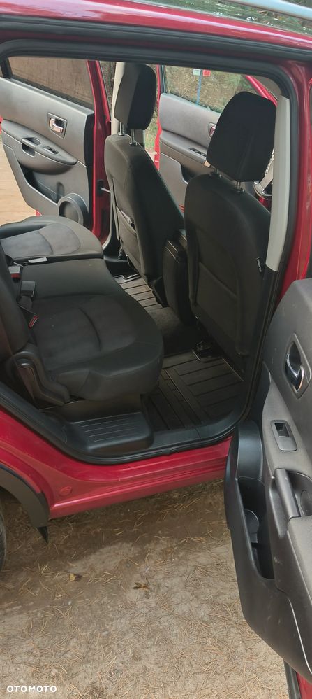 Nissan Qashqai+2 - 17