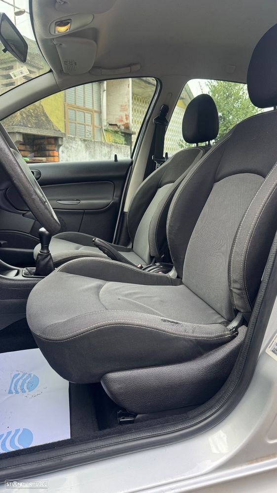 Peugeot 206 1.1 Look II - 12