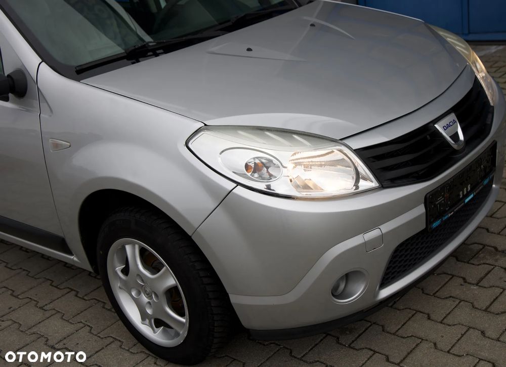 Dacia Sandero 1.2 16V Ambiance - 8