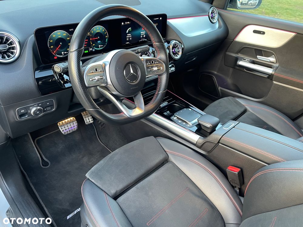 Mercedes-Benz GLA ver-250e-amg-line - 12