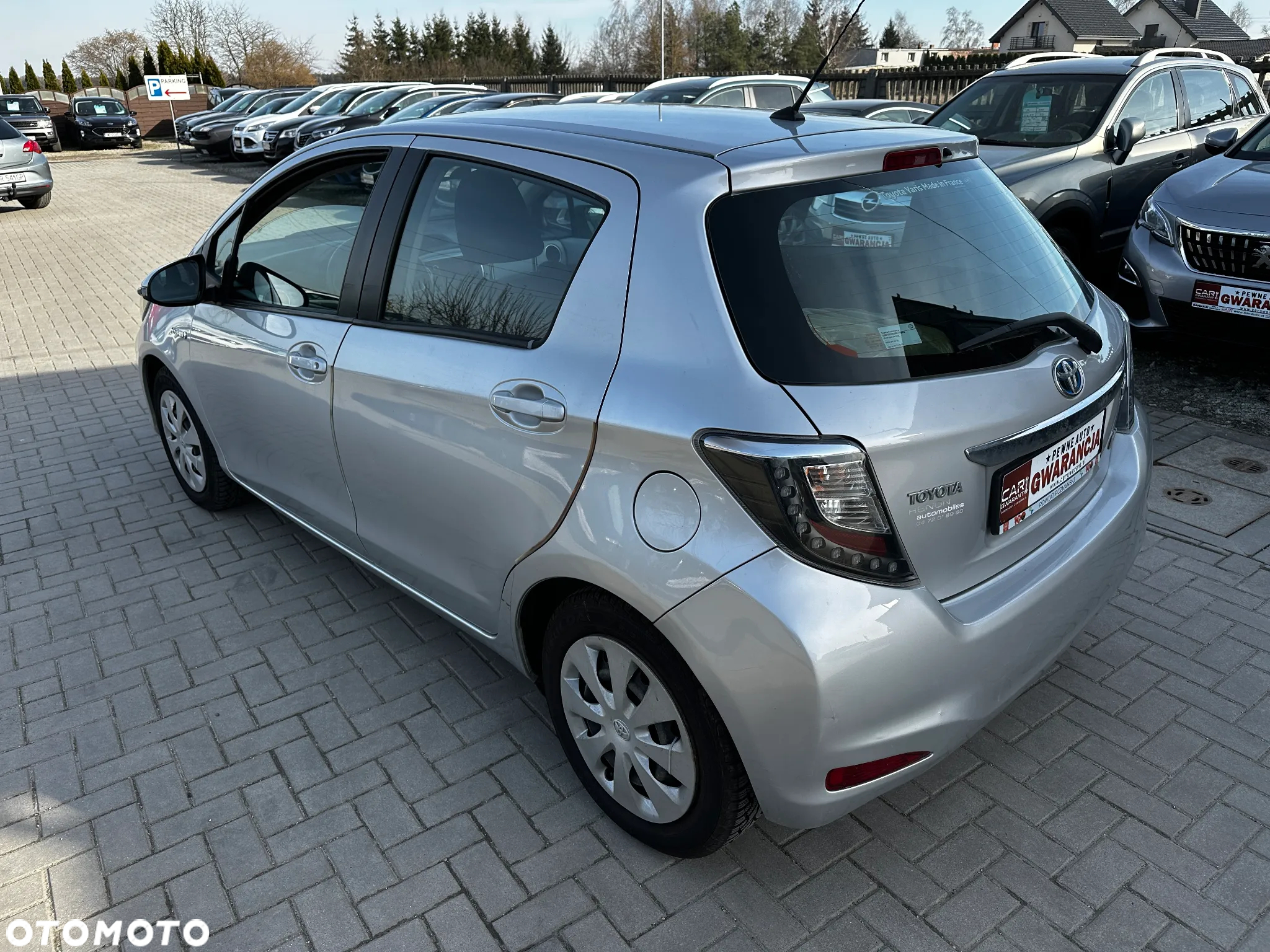 Toyota Yaris - 4