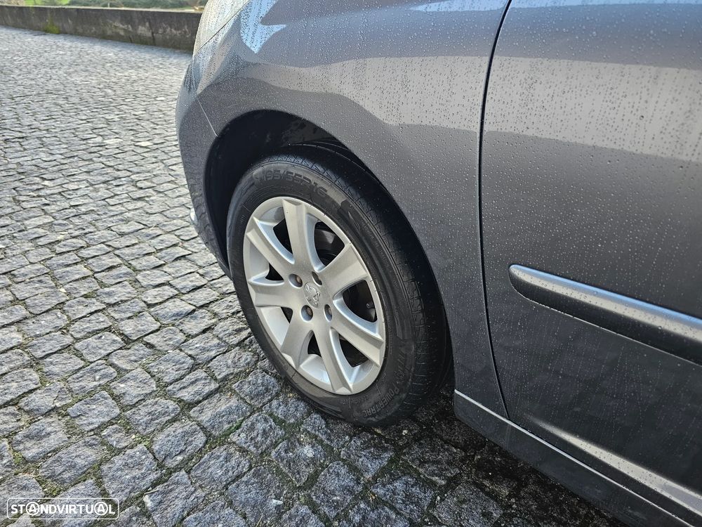 Peugeot 207 1.6 HDi Sport - 9