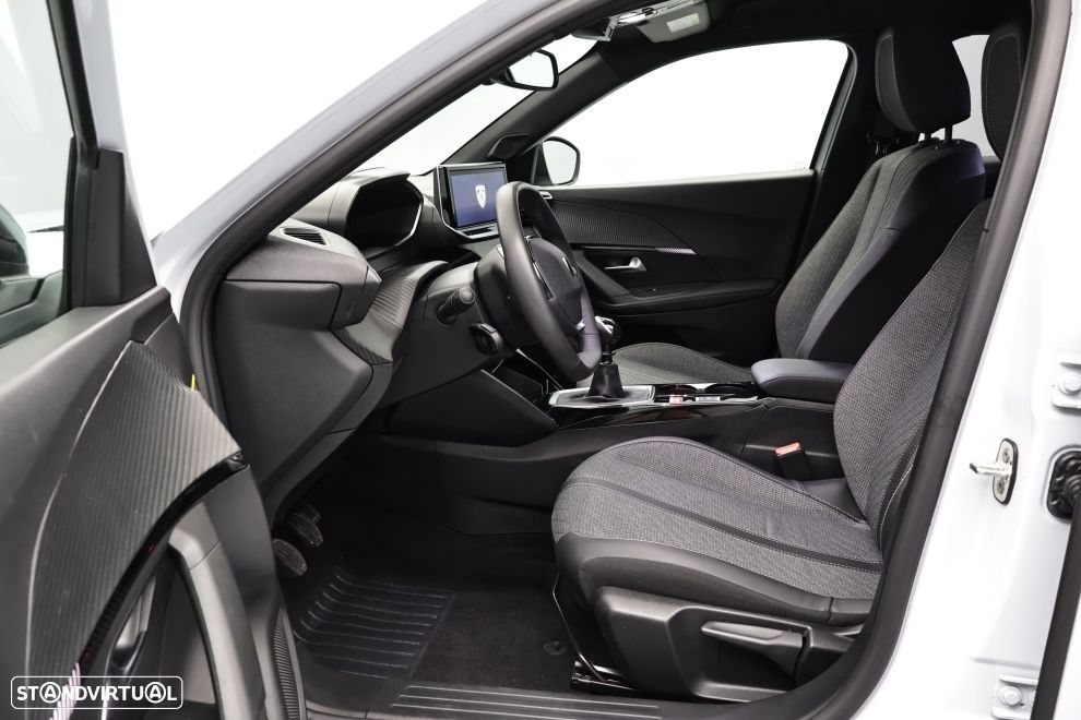 Peugeot 2008 1.2 PureTech Allure - 22