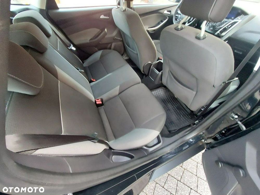 Ford Focus - 12