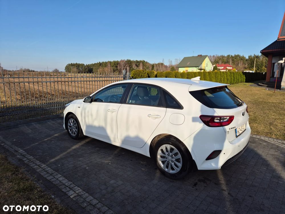 Kia Ceed - 7