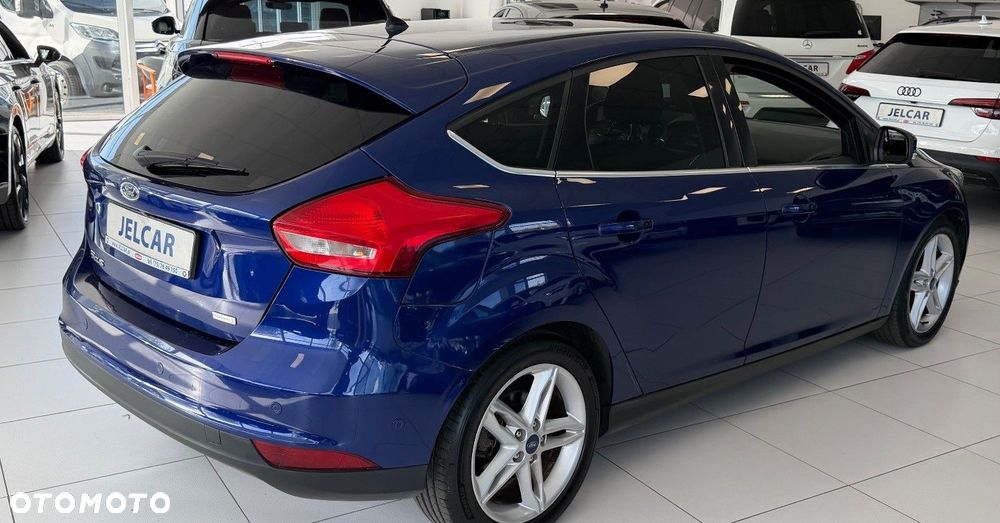 Ford Focus - 11