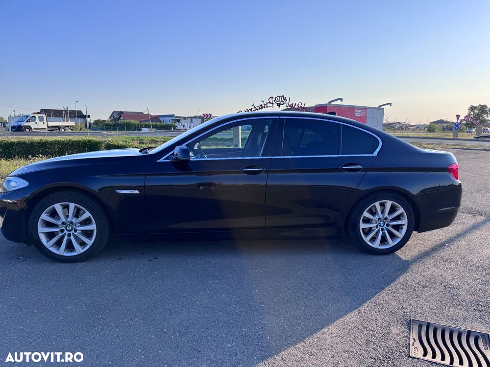 BMW Seria 5 525d xDrive - 6