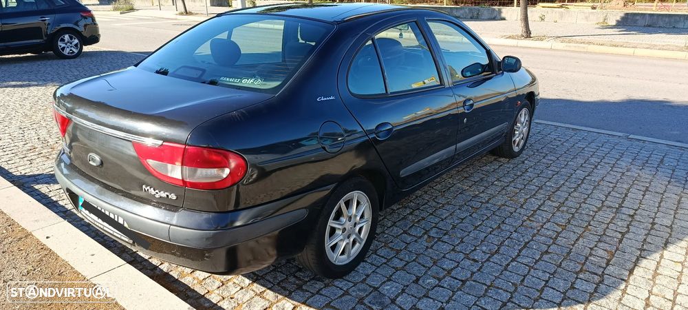 Renault Mégane C. 1.4 16V Dynamique - 3