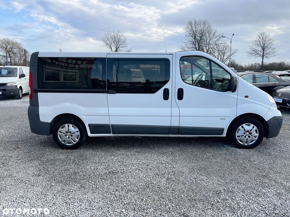 Opel Vivaro L2H1 2.9t - 9