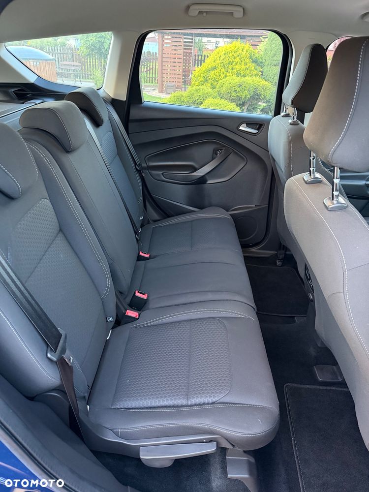 Ford Kuga - 5