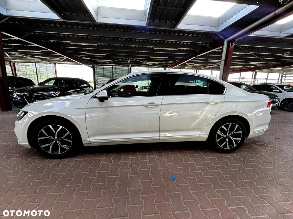 Volkswagen Passat 1.5 TSI EVO Business - 4