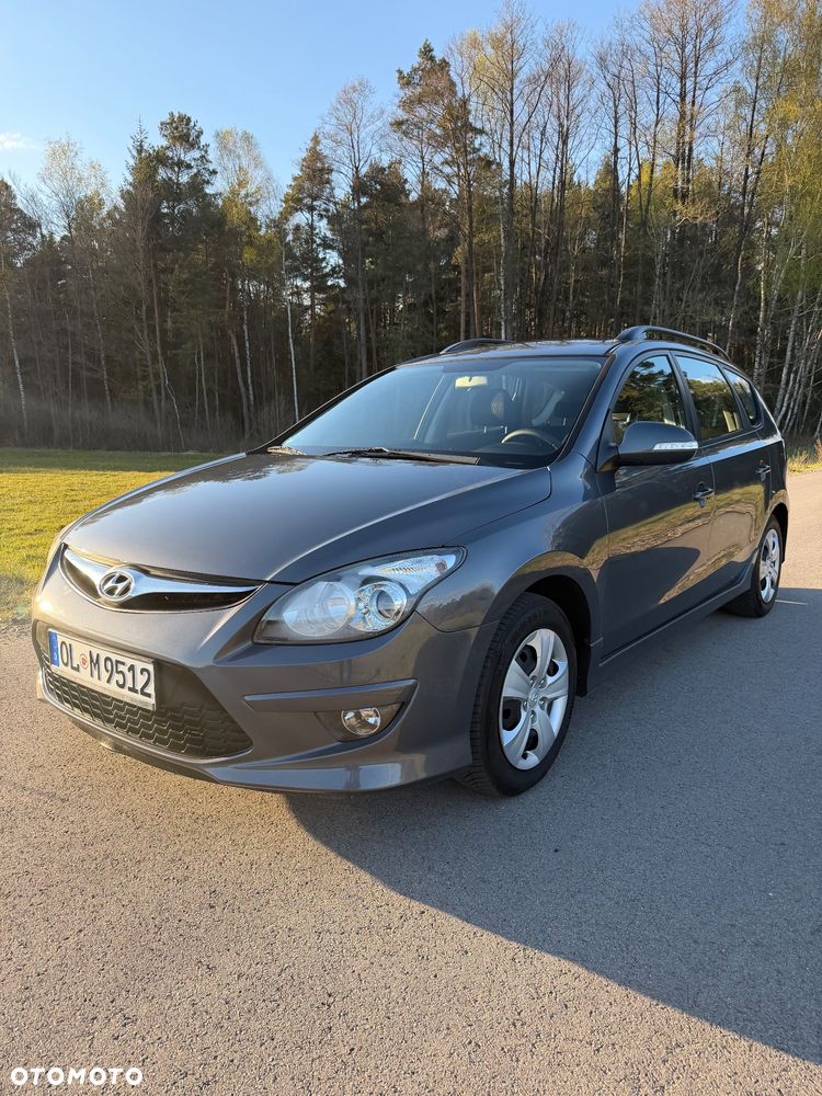 Hyundai i30 1.6 CRDi Comfort EU5 - 1
