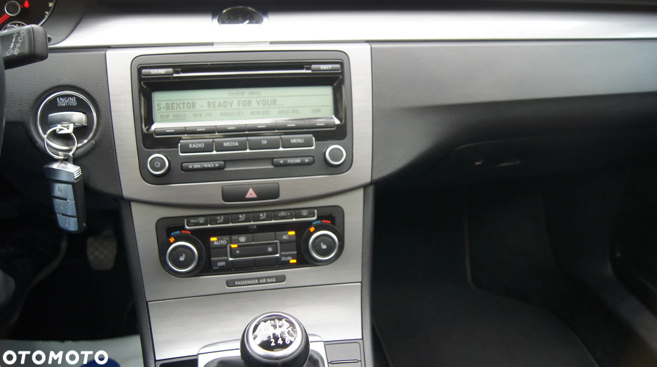 Volkswagen Passat Variant 2.0 TDI BlueMotion Technology Exclusive - 37
