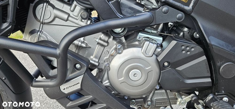 Suzuki V-STROM - 18