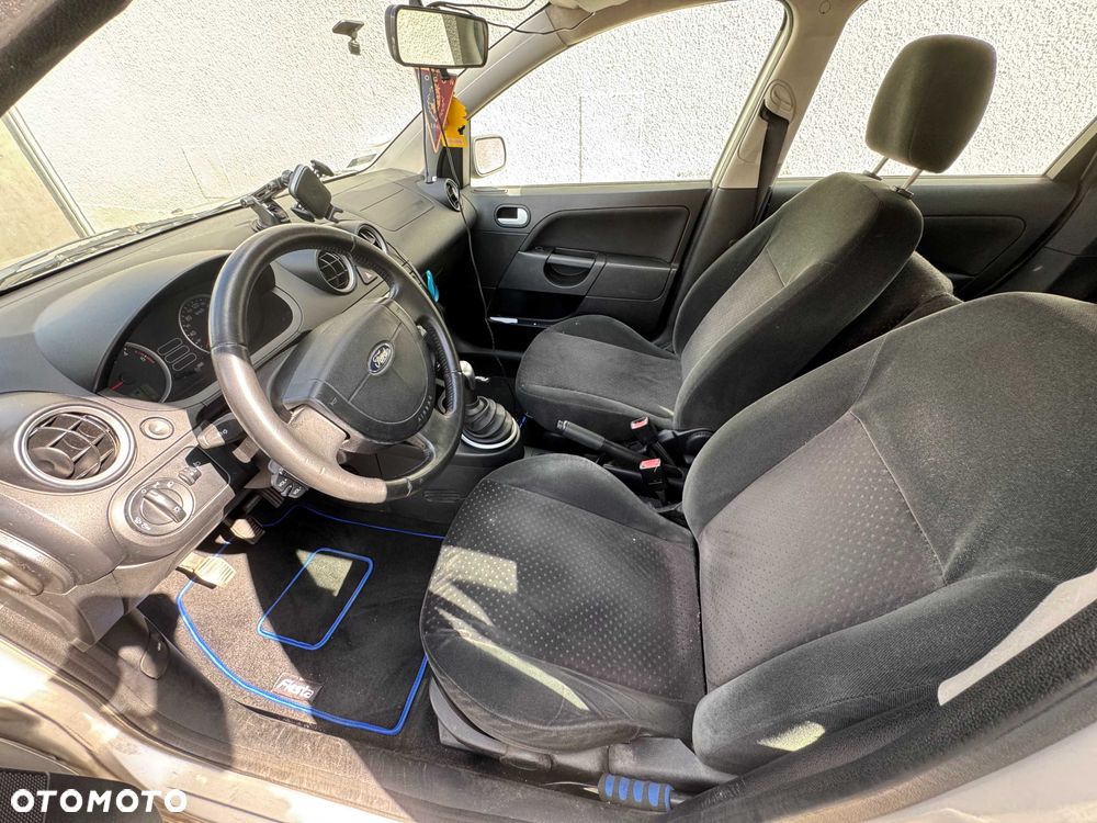 Ford Fiesta - 6