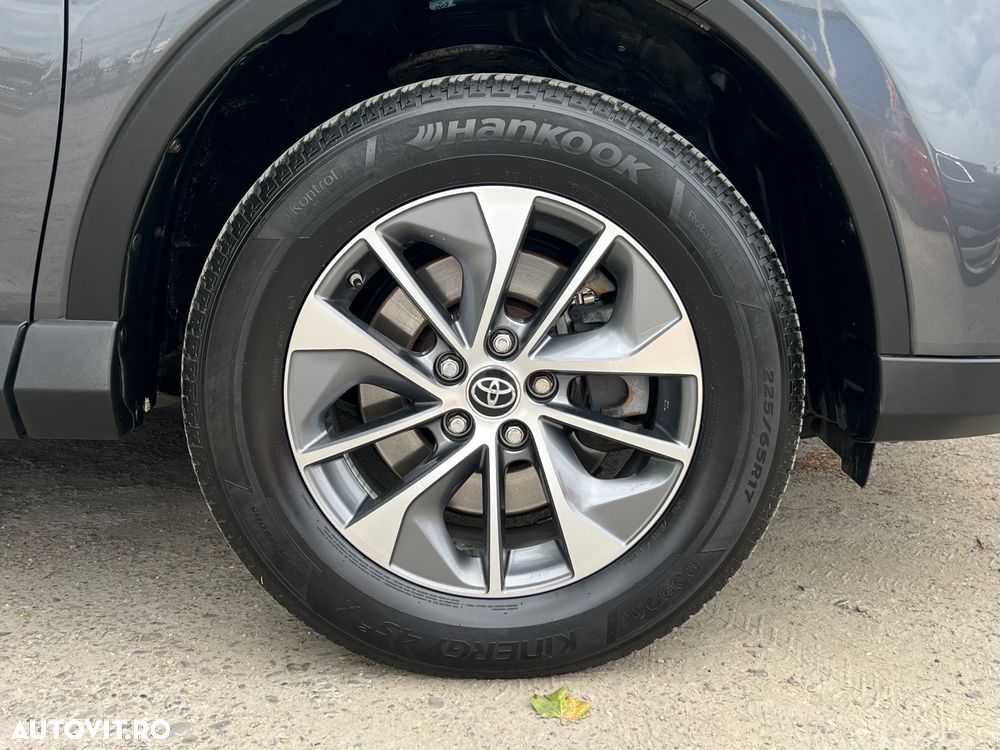 Toyota RAV4 2.5 Hybrid VVT-iE 4x2 Dynamic - 31