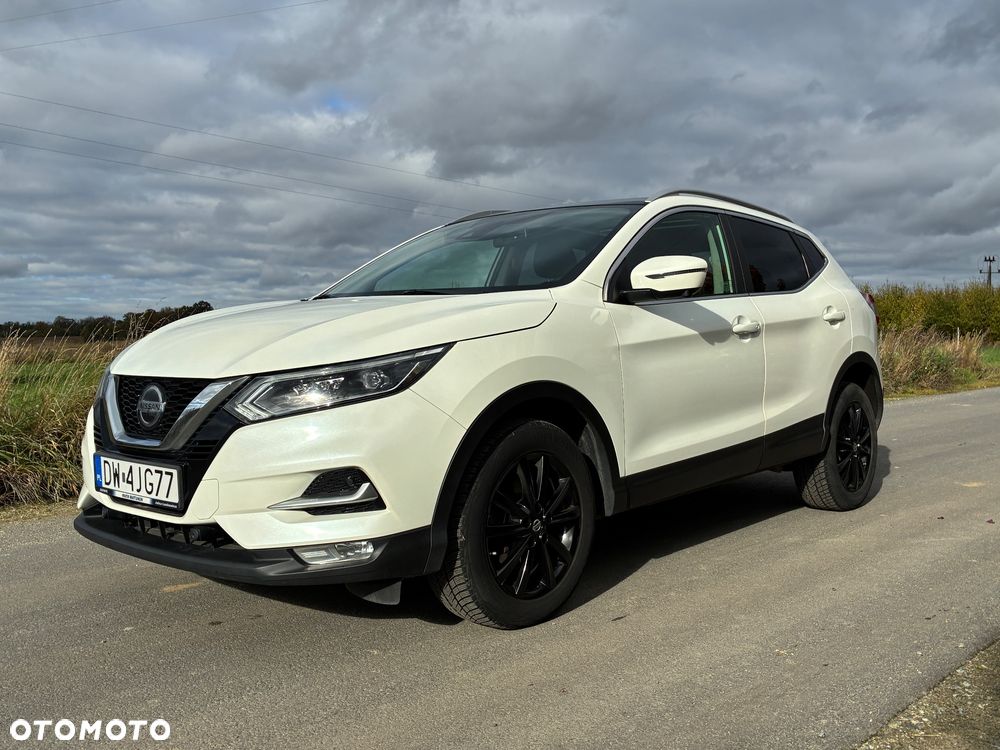 Nissan Qashqai 1.3 DIG-T N-Connecta DCT - 2