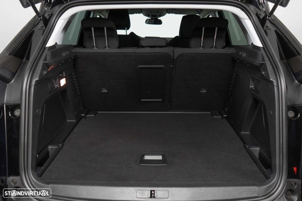Peugeot 3008 1.2 PureTech Allure EAT8 - 13