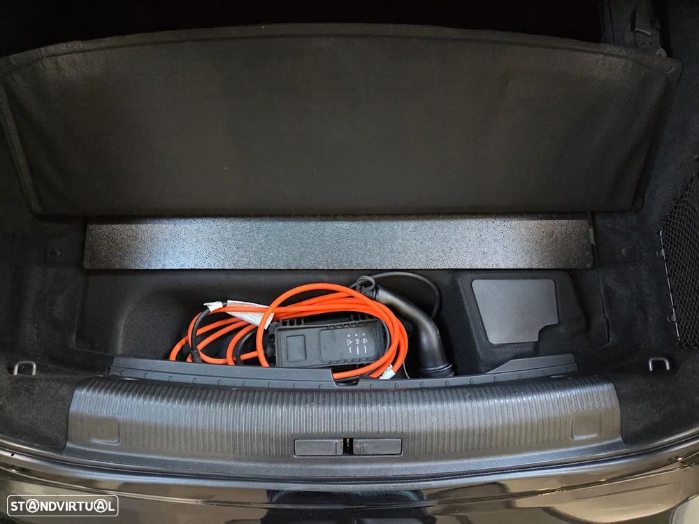 Peugeot 508 Hybrid 225 e-EAT8 Allure Pack - 28