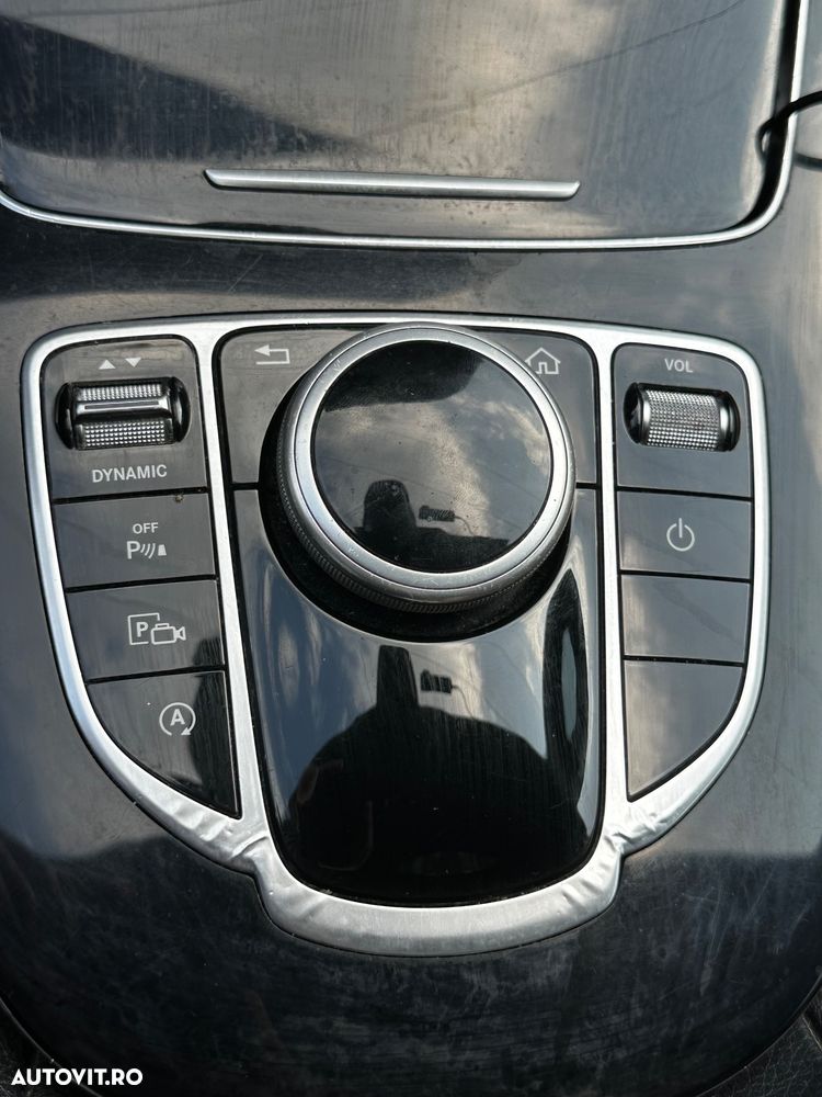 Mercedes-Benz E 220 d Aut. - 10