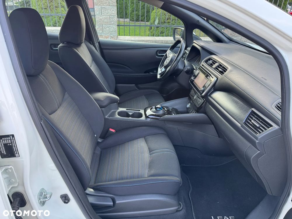 Nissan Leaf 40 kWh Acenta - 10