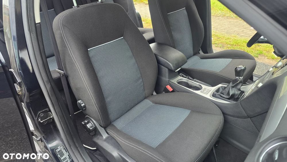 Ford Mondeo 1.6 Trend - 25