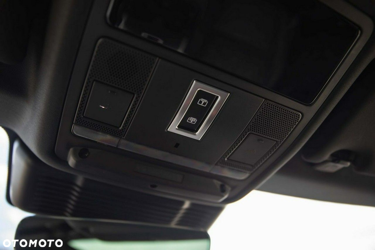Land Rover Range Rover Evoque - 23