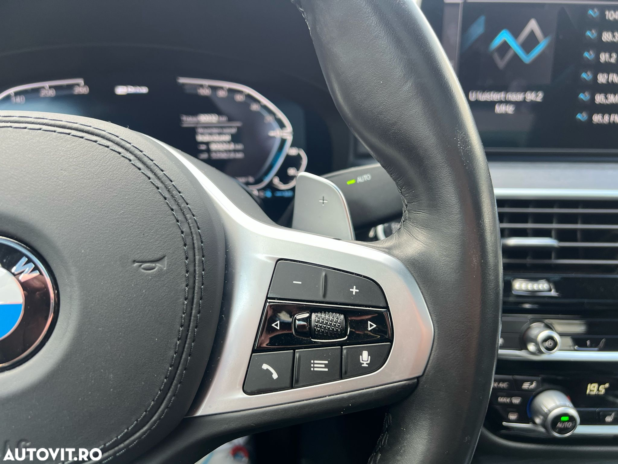 BMW Seria 5 530e Aut. - 22