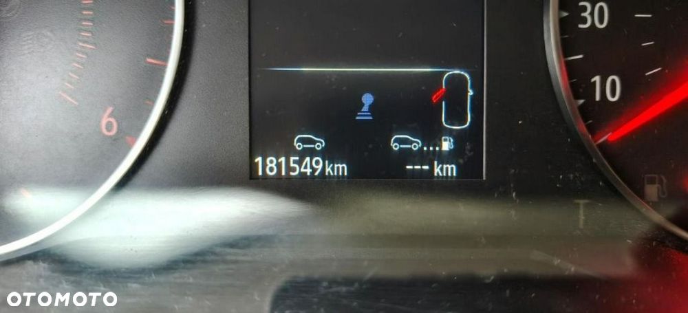 Renault Trafic 2.0 dCi - 15