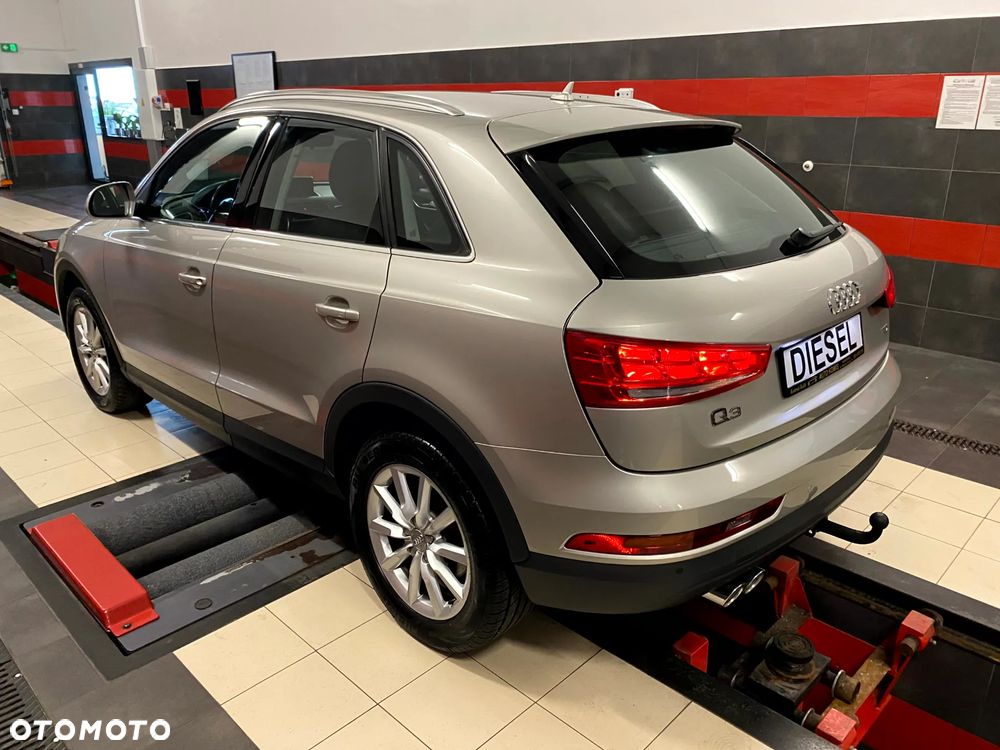 Audi Q3 2.0 TDI Sport - 10