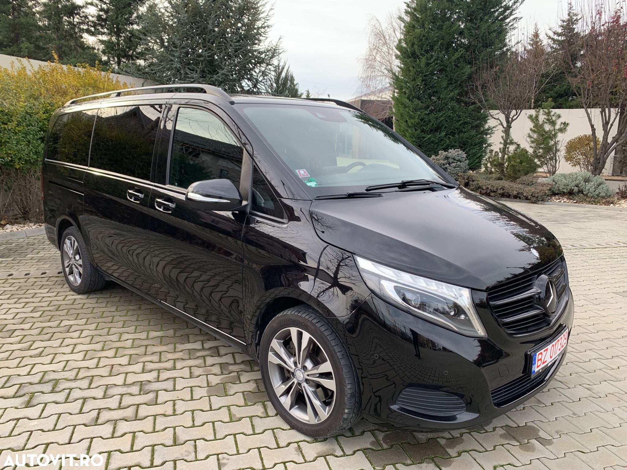 Mercedes-Benz V 250 (BlueTEC) d extralang 7G-TRONIC Avantgarde Edition - 1