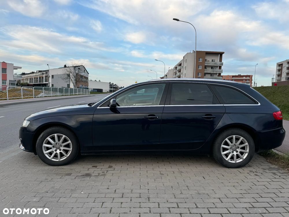 Audi A4 Avant 2.0 TDI DPF Ambition - 8
