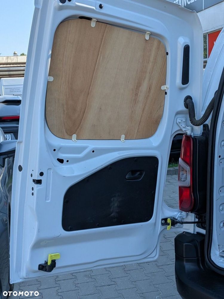Toyota PROACE CITY - 24