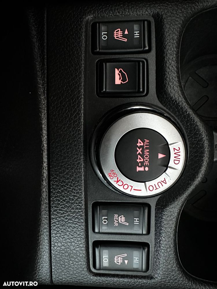 Nissan X-Trail 2.0 dCi ALL-MODE 4x4i Xtronic Tekna - 23