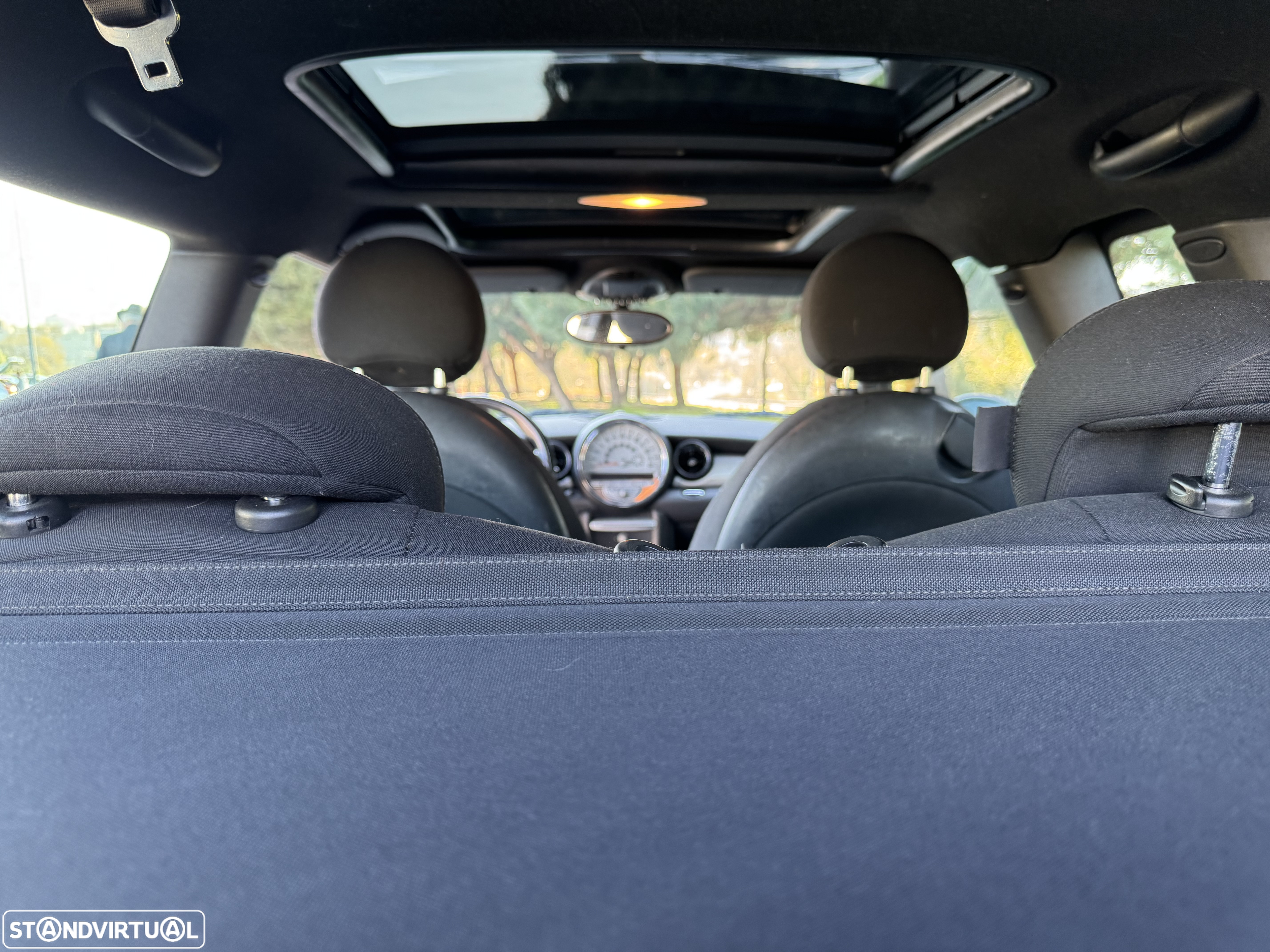 MINI Clubman Cooper D - 8