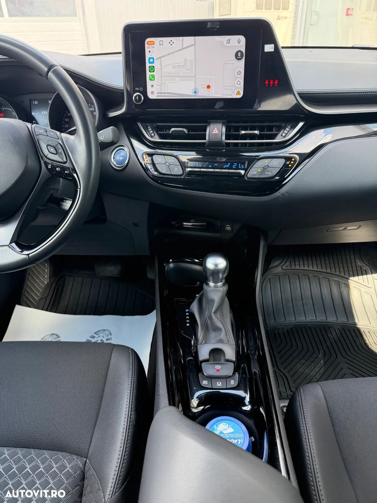 Toyota C-HR 1.8 HSD 122 CP 4x2 CVT Cult - 16