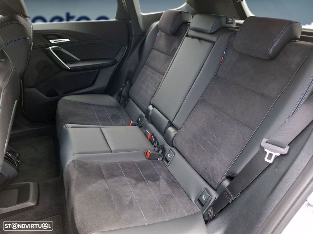 BMW x1 xDrive25e Pack Desportivo M - 14