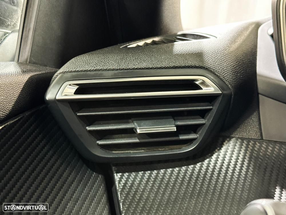 Peugeot e-2008 50 kWh GT Pack - 48