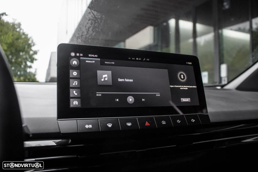 MG MG4 4 Standard - 37