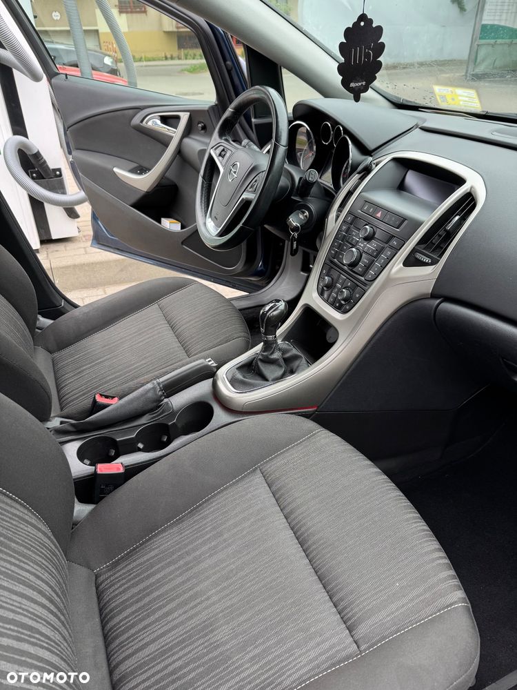 Opel Astra 1.6 Sport - 10